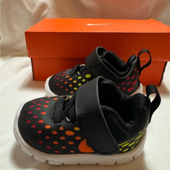 🆕 BABY NIKE FREE EXPRESS - Picture 2 of 6